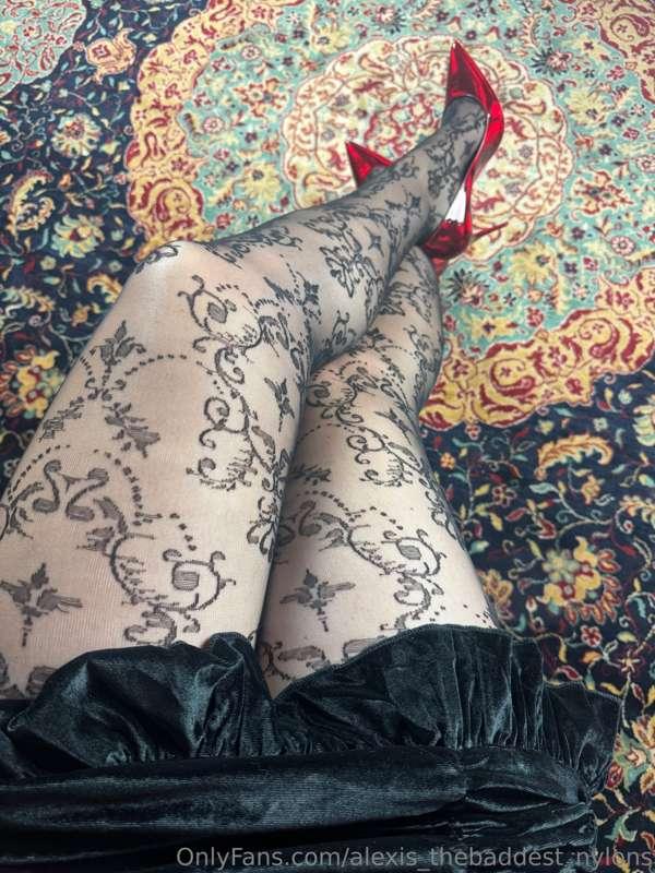 alexis_thebaddest_nylons image #4