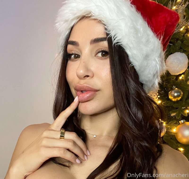 'Tis the season to have a little fun.. 😈 MERRY CHRISTMAS eve..