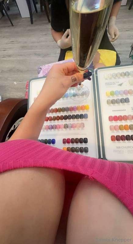 🍸 Thirsty Thursday Indeed 🍷✈️ I’m in Cleveland visiting a Gi..