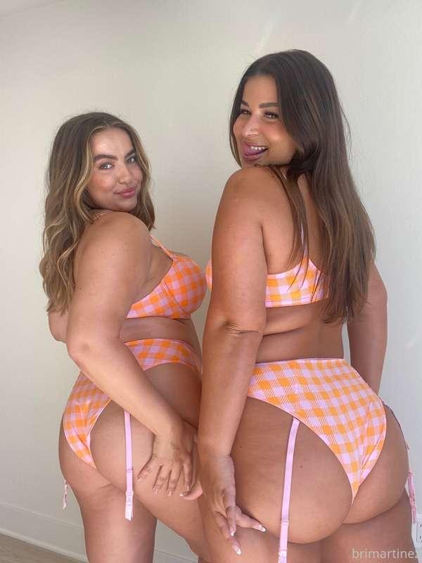 Threesum of your Dreams!  https://onlyfans.com/juliaaaberitt..