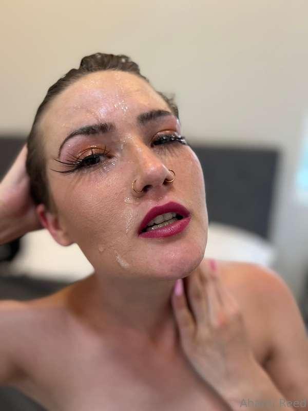 Can you give me a facial? 💦💦💦