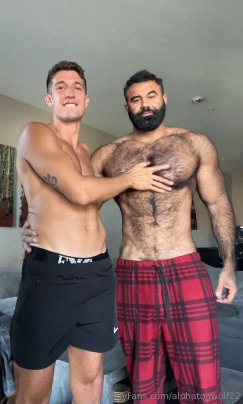This beautiful bottom came into town and Daddy welcomed him ..