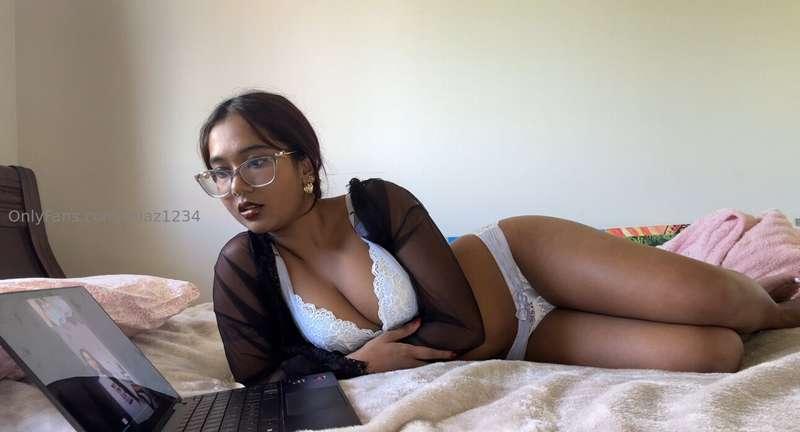 Hey baby I’ll be doing a live tomorrow, the 11th of October ..