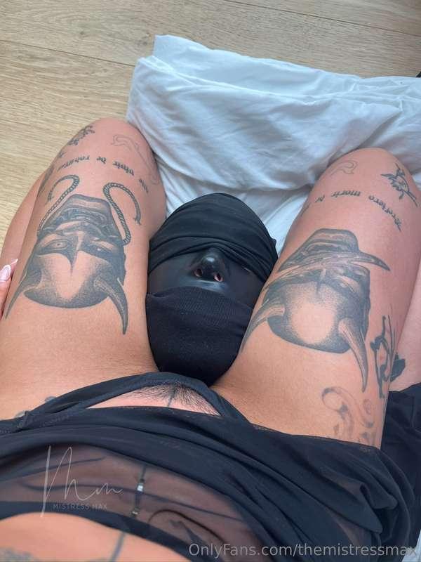 who's up for sensory deprivation and facesitting? 🤭