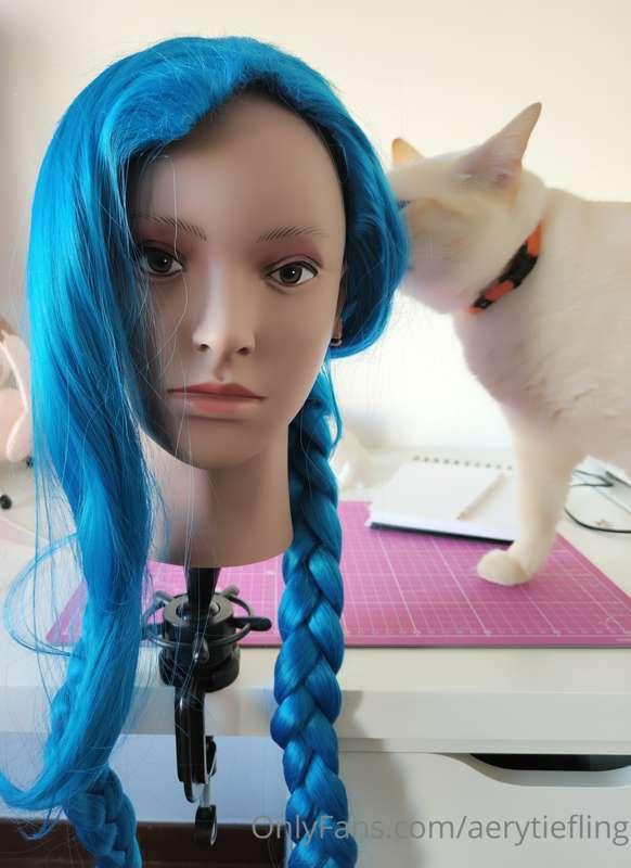 Working on my Jinx cosplay, and im super duper excited and l..