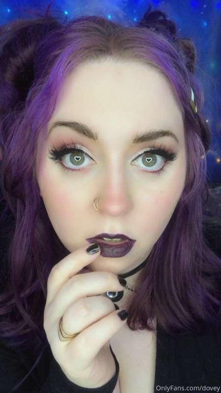 Hey! It's a new year, finally!!! 💜
Let's kick it off right w..