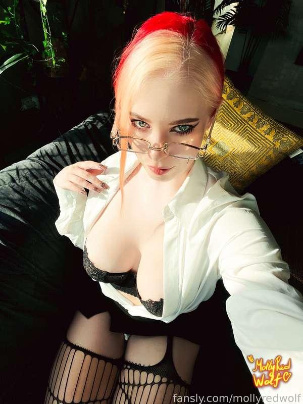 mollyredwolf image #2