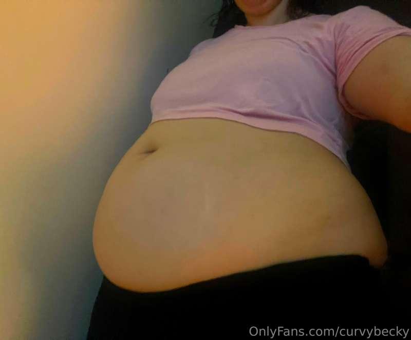 bigbellybeckyofficial image #0