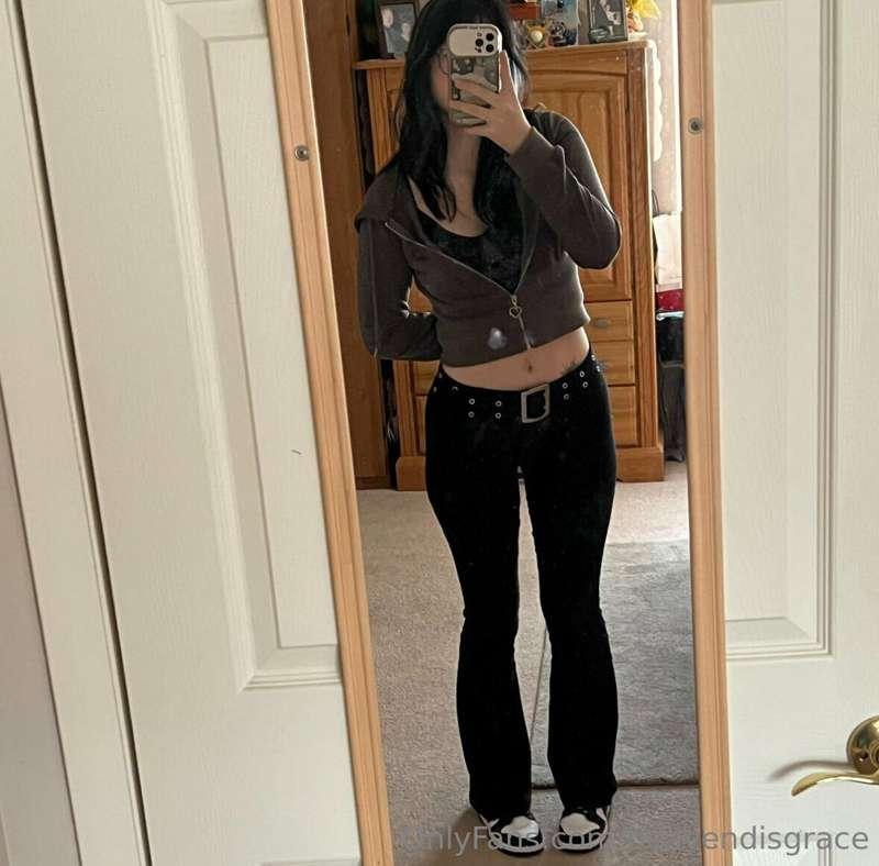 Mirror pics >>>