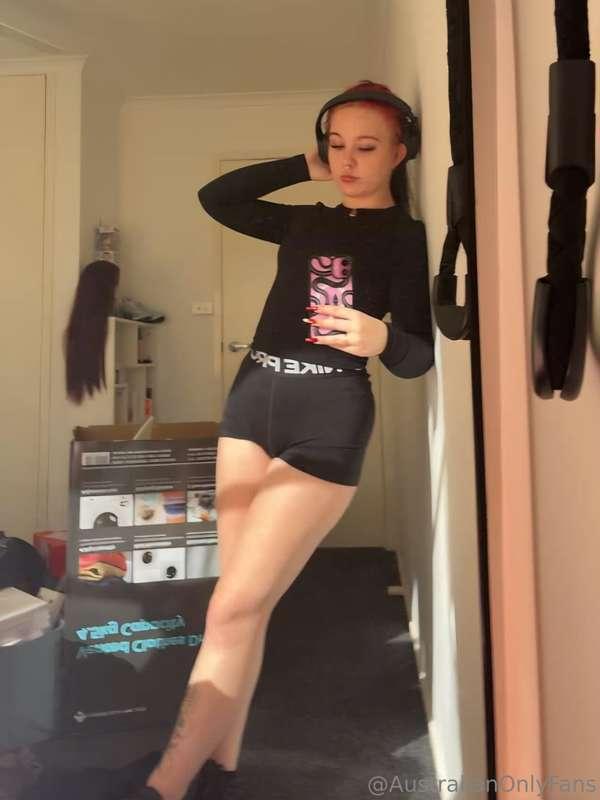 Stoner, 19 💟Tattoos | Lingerie | Spiciness@st0nerfans for $5..