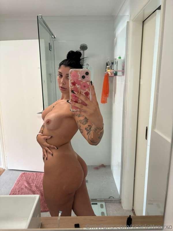 Curves on curves 💗