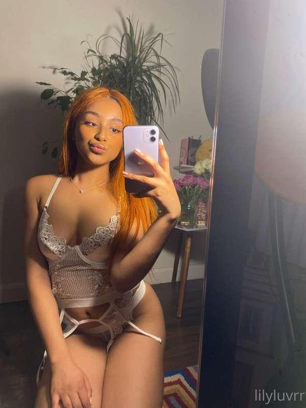 i look good in this set but we all know i look better wearin..