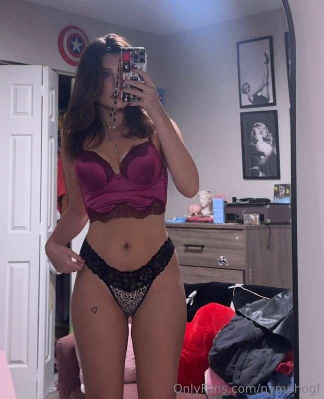 horny girl pre going out 