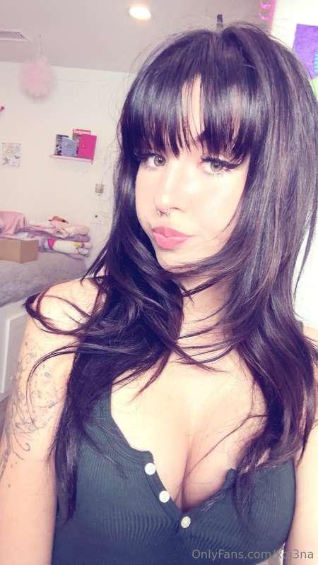streamed 4 a bit earlier & now i'm ready 2 play ;) dm me?