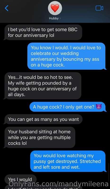 😂 so what should I get hubby for our upcoming anniversary?

..