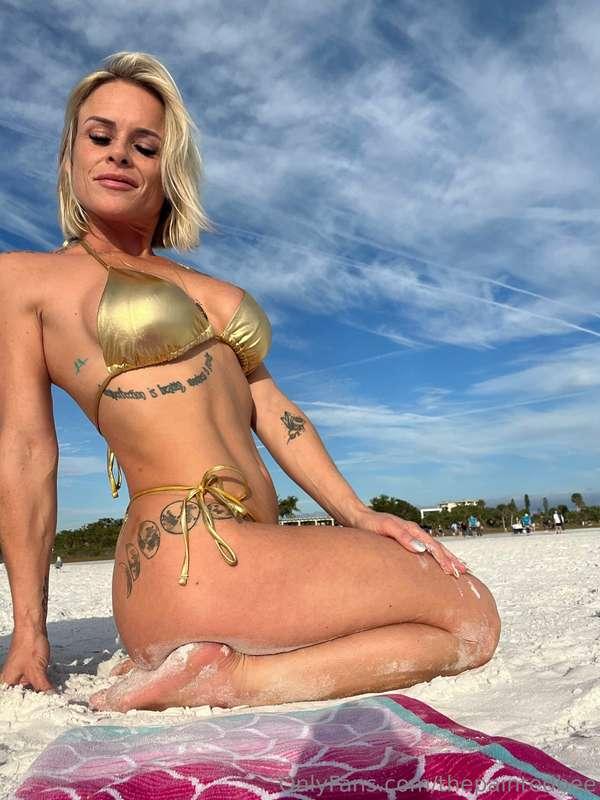 Feeling Sandy, Salty and Sexy 🫣😘