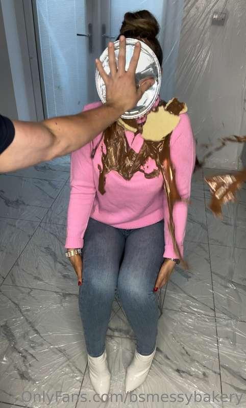 bsmessybakery image #0