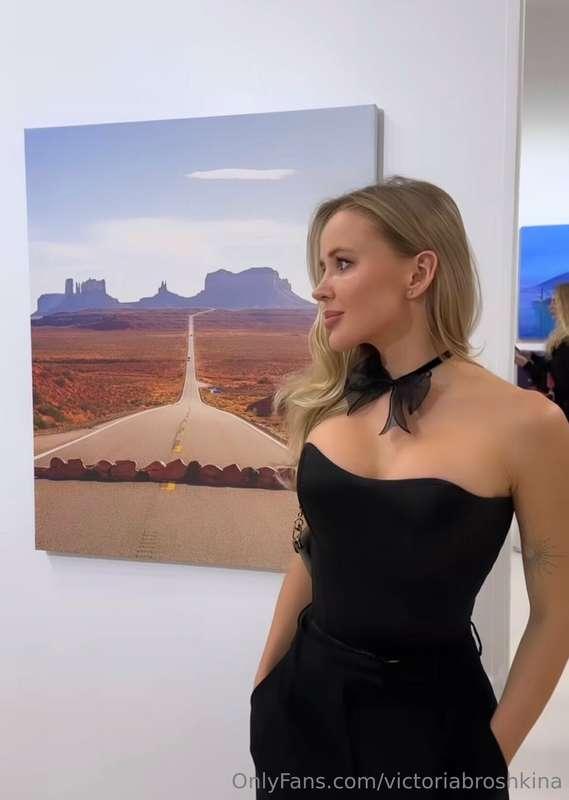 Do you also love art like me?🙈😍
