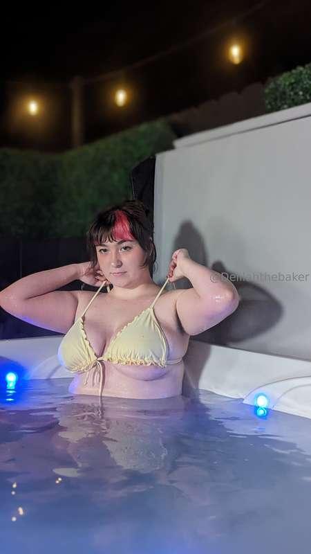 Not one of my tits slipping out of my top 😂