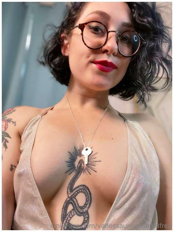 Her pussy is wet… fantasizing about all the things you can d..