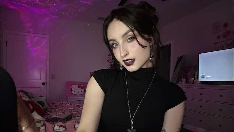 Patreon Exclusive: ASMR | Random Triggers (Mouth Sounds, Tracing, Candle Tapping, Gripping +)