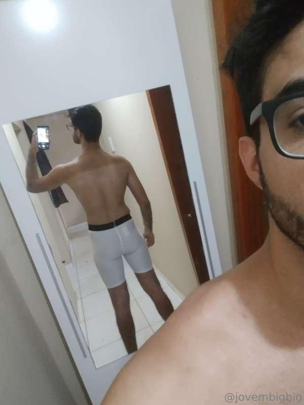 two shorts for training, tomorrow I'll have the pants in the..