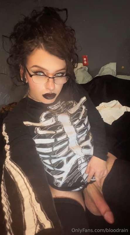 Imagine me staring into your soul while you suck my pretty t..