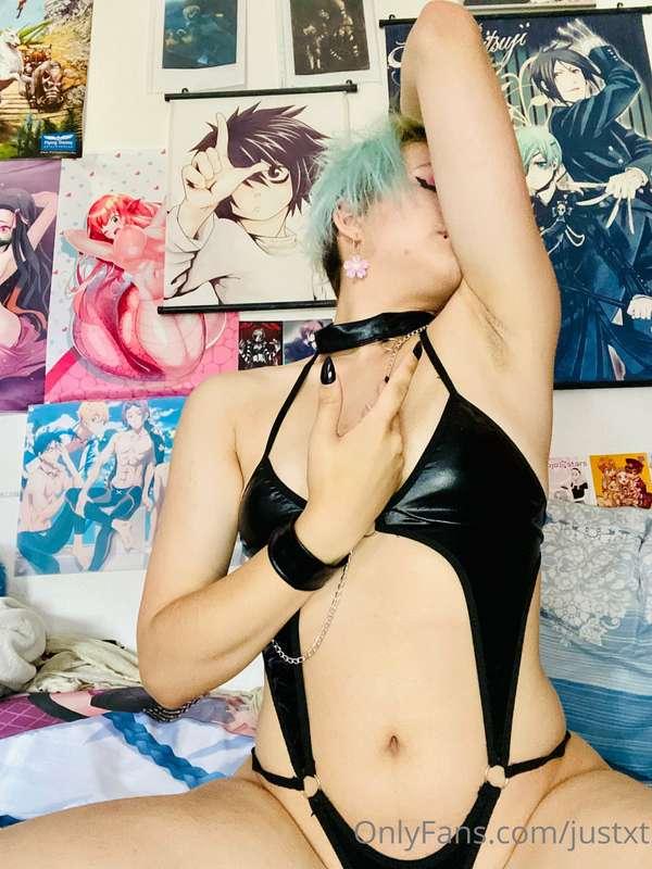 mistr3ss_raven image #0