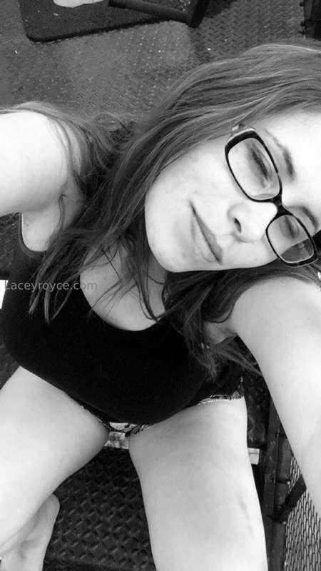 a couple old pics where I think i look really cute in black ..