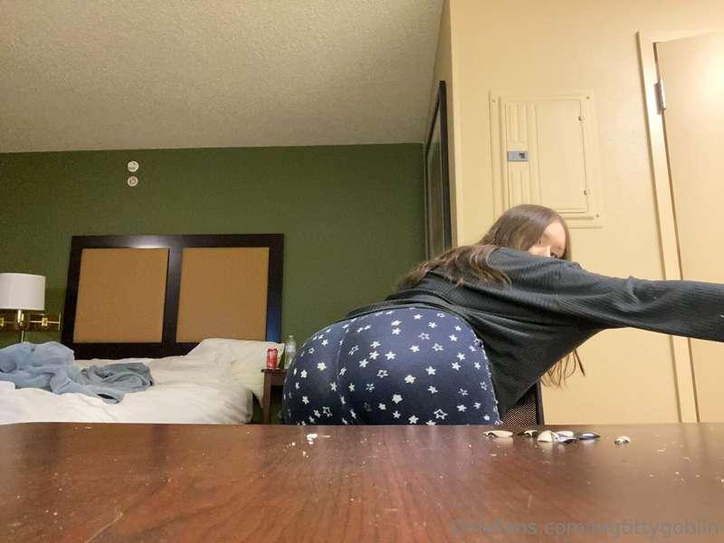 bigtittygoblin image #1