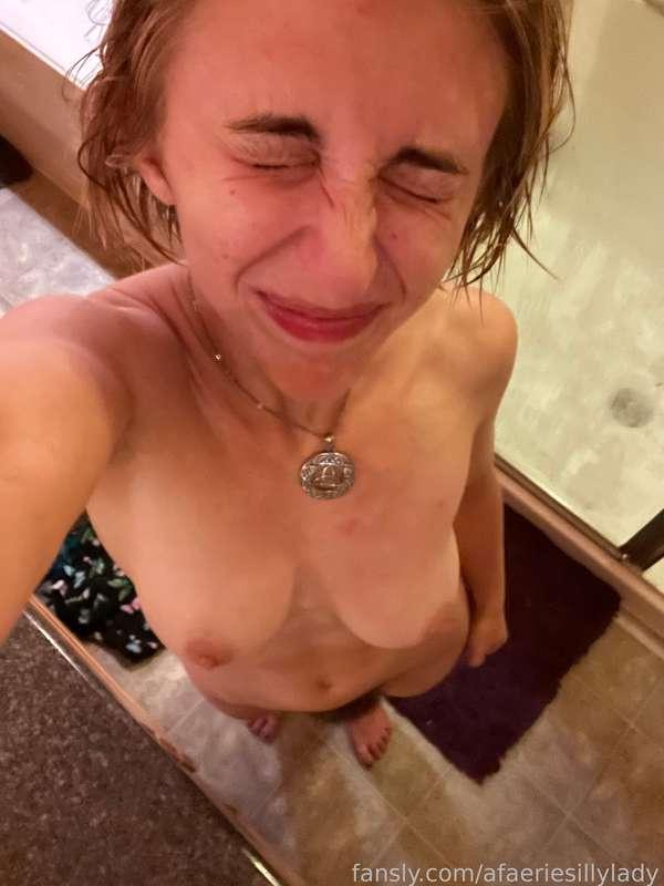 afaeriesillylady image #0