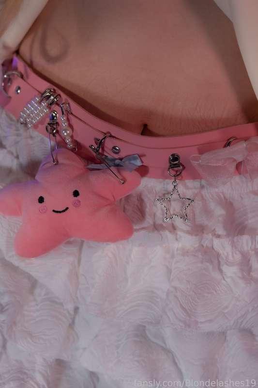 blondelashes19 image #6