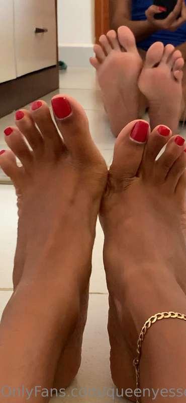 “Mirror Soles & Toes JOI” 

Available on my paid site (ONLY ..