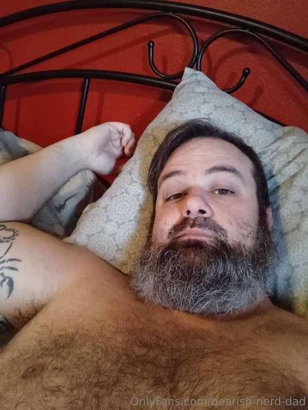 I don't want to get dressed for my Dr's appt and I don't wan..