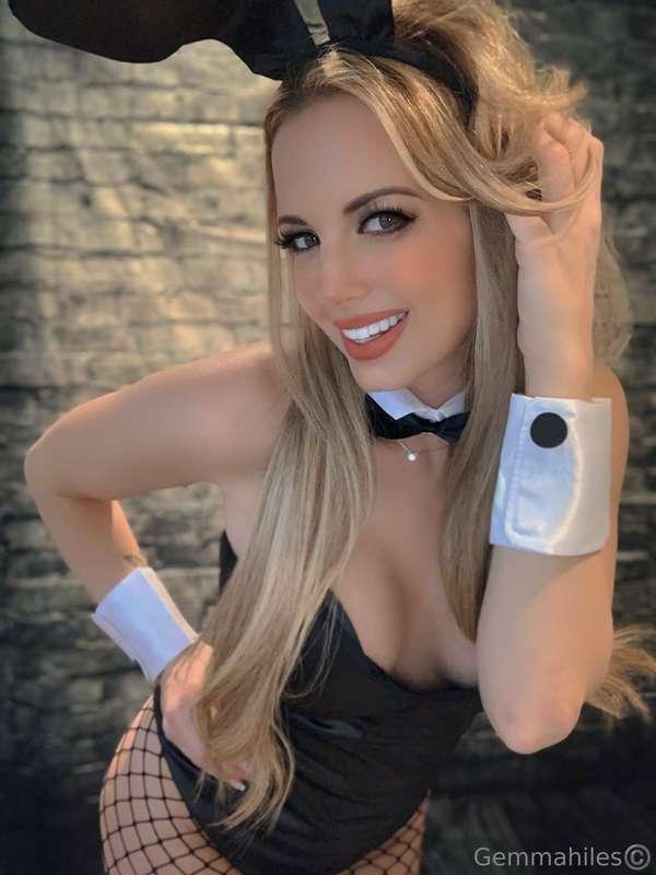 ✨ IT'S SEXY SATURDAY!! ✨ 𝘛𝘪𝘱 $6 𝘧𝘰𝘳 hot naked Easter pic 𝘴𝘦𝘯..