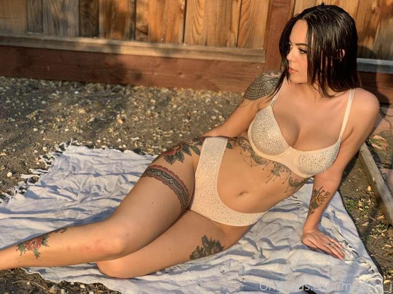 maxine_online image #3