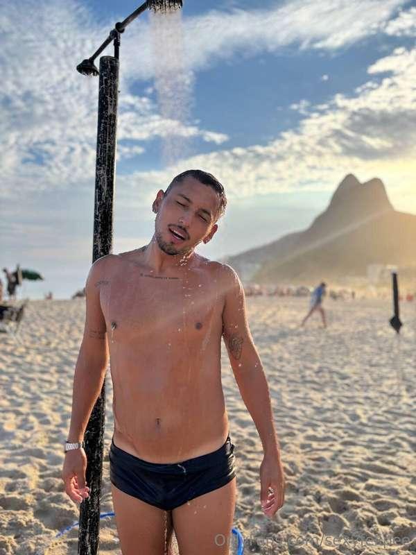 @loganbadboyfree@loganbadboyfree