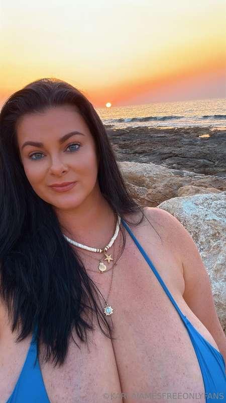 Catch me glowing now… and blushing later 😏