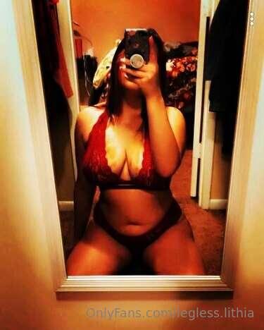 follow my friend! she is amazing and her body is perfect! yo..