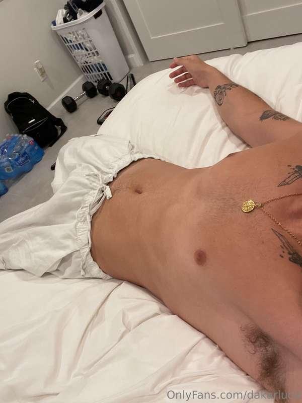 pull on my chain while you’re riding my cock… i love that sh..