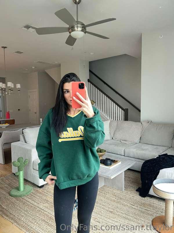 like the sweatshirt??