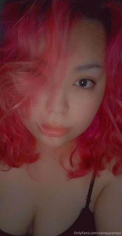 It's my bday this weekend!!! And my butt looks big in these ..