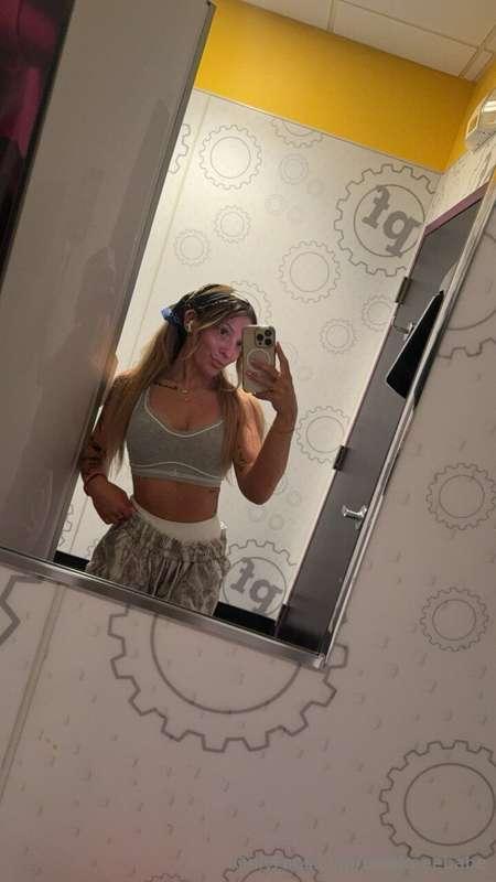 Don’t mind me, just checking if my hair is still on point💁🏼‍..