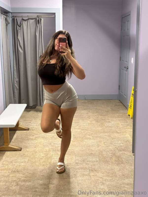 what are you staring at? 🤭👀