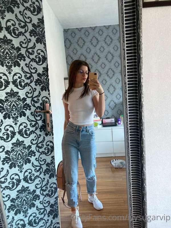 a lady in the street but a bitch in bed🔥🫦