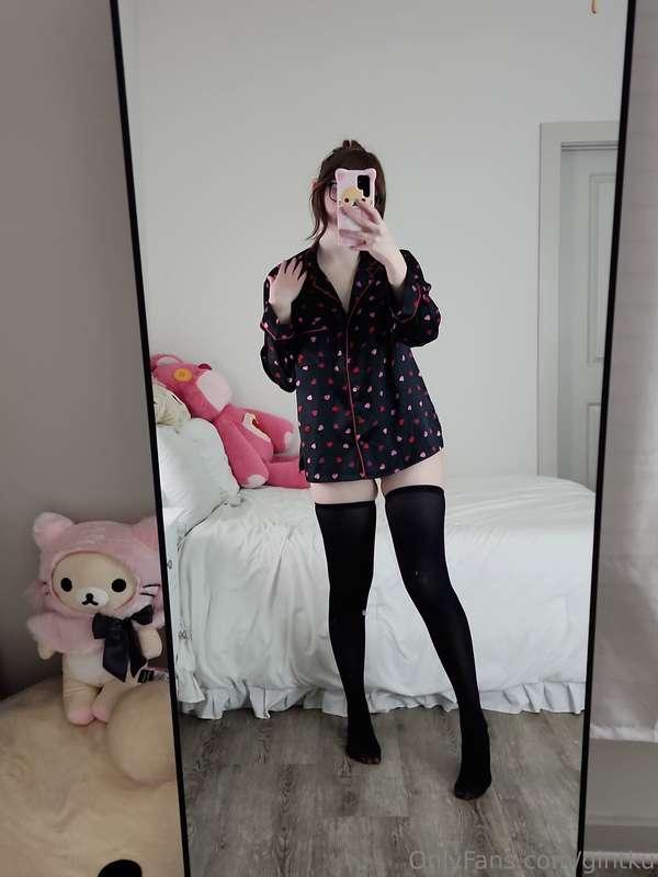 do you like my thighs? >w<