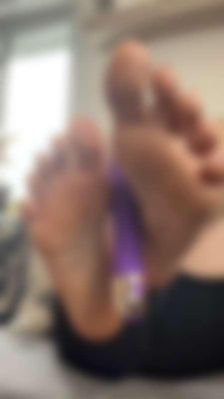 Playin‘ around with my toy 😈