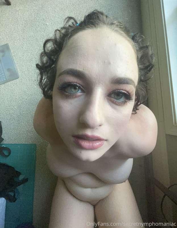 What you see before I suck your dick :)