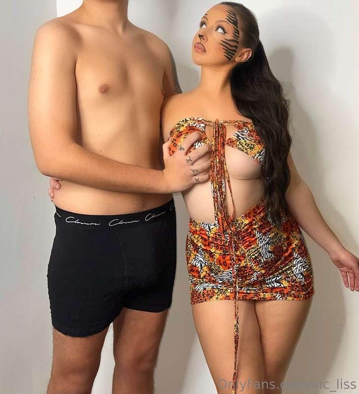this tiger got herself a big boy for halloween👀