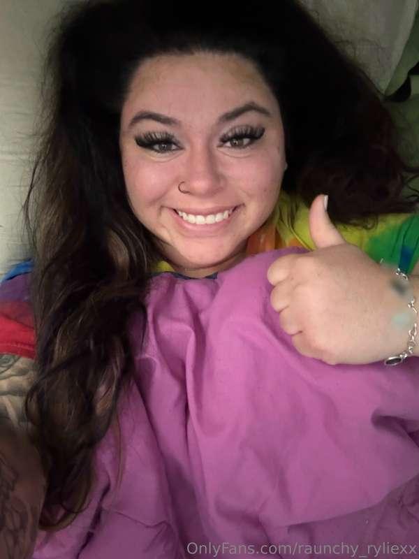 Happy Saturday! About to go run errands 